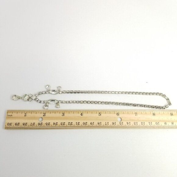 Vintage Rhinestone V Shape Design Necklace, Silver Tone Prong Set Retro Estate - Picture 6 of 8